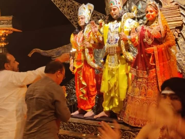 Ram Navami 2022: ओरछा में रामनवमी तक हो रहा भव्य रामलीला का आयोजन, ये फिल्म और TV कलाकार निभाएंगे किरदार Ram Navami 2022 Ramlila organized in Madhya Pradesh Orchha and Ramayana artists take part ann Ram Navami 2022: ओरछा में रामनवमी तक हो रहा भव्य रामलीला का आयोजन, ये फिल्म और TV कलाकार निभाएंगे किरदार