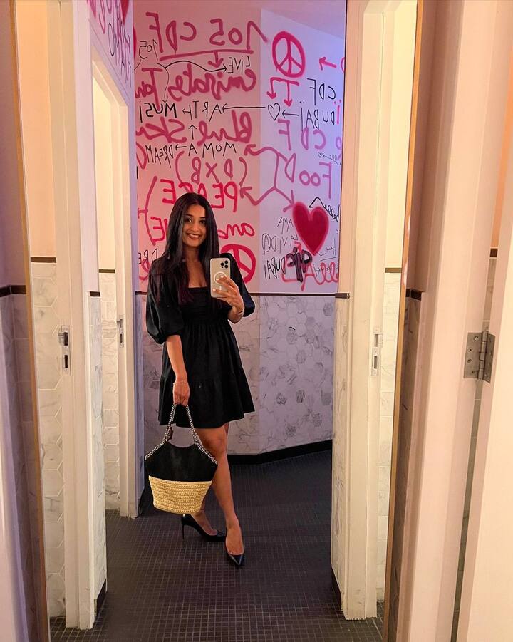 ரெண்டும் முழத்துல பாய போடைய்யா சண்டை வந்துச்ச தள்ளி படுமைய்யா