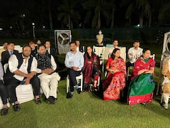 दिल्लीत शरद पवारांच्या घरी सर्वपक्षीयांसोबत स्नेहभोजन, नितीन गडकरी, संजय राऊत यांचीही उपस्थिती