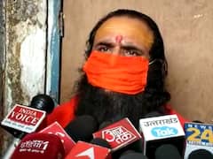 Aligarh News: एएमयू के प्रोफेसर ने हिंदू देवी-देवताओं पर लिखी आपत्तिजनक बातें, उठी गिरफ्तारी की मांग