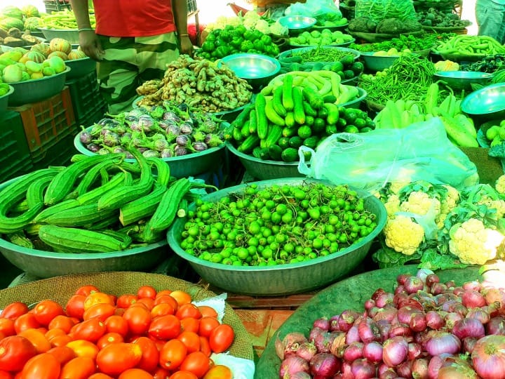 Jodhpur After petrol-diesel, now the price of green vegetables increased ANN Jodhpur News: जोधपुर में सब्जियों की कीमत सातवें आसमान पर, मंडी और खुदरा दाम में काफी अंतर