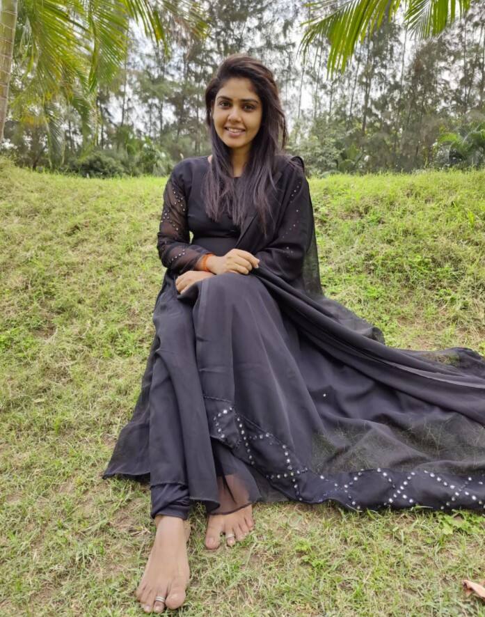 கண்டபடிக் கண்டபடிக் கொல்லுதடி கள்ளவிழி
