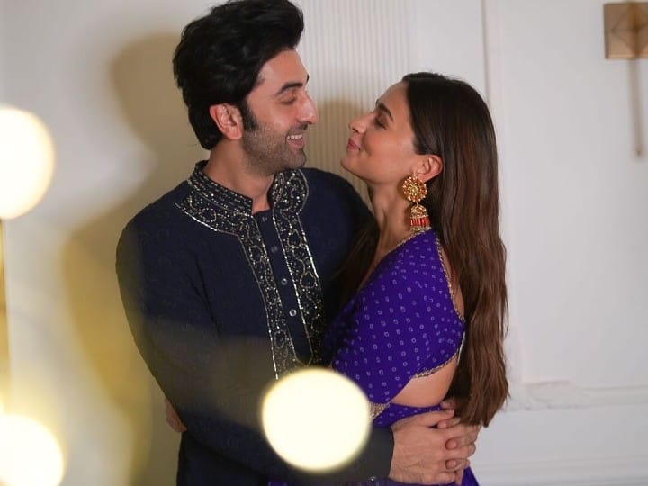 Ranbir Kapoor To Join Ladylove Alia Bhatt In Switzerland Post Wedding? Deets Inside Ranbir Kapoor To Join Ladylove Alia Bhatt In Switzerland Post Wedding? Deets Inside