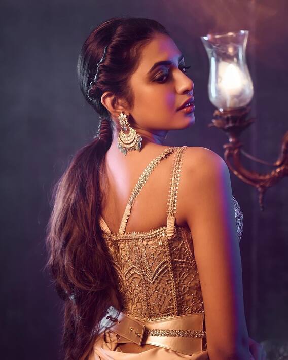 Shivani rajasekhar: చీరకట్టులో శివాని రాజశేఖర్, అదిరిపోలా?