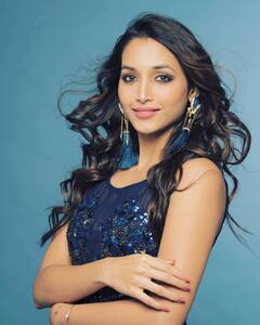 KGF Chapter 2 की श्रीनिधि शेट्टी को करीब से जानें, पहली ही फिल्म से खुली किस्मत, सुपरस्टार यश के साथ खूब जम रही जोड़ी