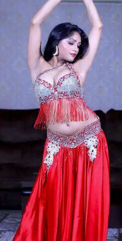 ਭੋਜਪੁਰੀ ਅਦਾਕਾਰਾ Shweta Sharma ਨੇ ਸ਼ੇਅਰ ਕੀਤੀਆਂ ਬੈਲੀ ਡਾਂਸ ਦੀਆਂ ਤਸਵੀਰਾਂ