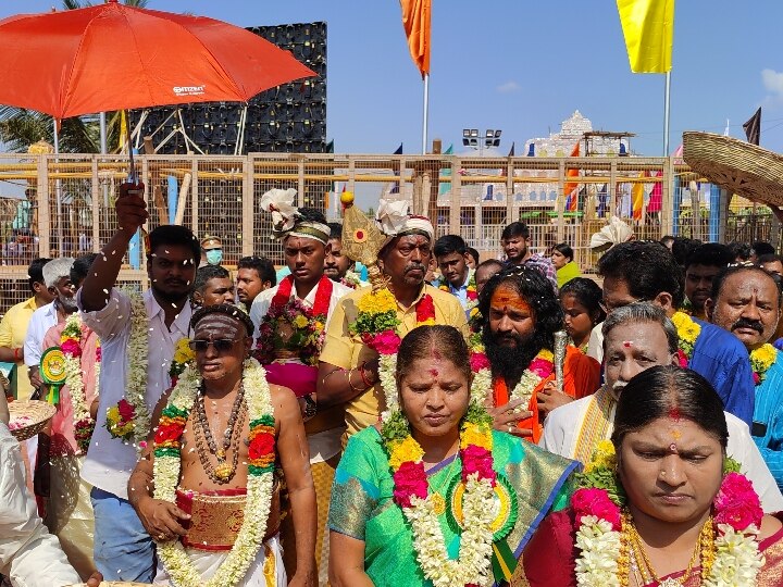 வெகு விமரிசையாக நடந்தது, உலகின் மிகப்பெரிய முருகன் சிலை கும்பாபிஷேக விழா..