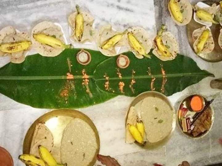Chaiti Chhath 2022: चैती छठ का दूसरा दिन, सुबह से उपवास के बाद शाम में खरना पर खीर रोटी का प्रसाद ग्रहण करेंगे व्रती Chaiti Chhath Puja Second Day: After fasting for whole day the devotees will take the prasad of Kheer Roti on Kharna in the evening ann Chaiti Chhath 2022: चैती छठ का दूसरा दिन, सुबह से उपवास के बाद शाम में खरना पर खीर रोटी का प्रसाद ग्रहण करेंगे व्रती
