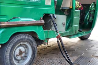 CNG Price Hike: સીએનજીના ભાવમાં ફરી થયો વધારો, જાણો ડીઝલ અને સીએનજી વચ્ચે માત્ર કેટલો રહ્યો તફાવત