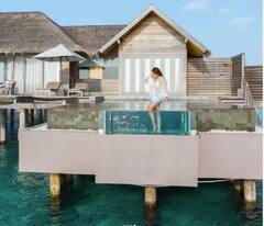 ਬਿਕਨੀ ਪਹਿਨ ਕੇ ਮਾਲਦੀਵ ਦੇ ਸਮੁੰਦਰ 'ਚ ਉੱਤਰੀ ਸੋਨਾਕਸ਼ੀ ਸਿਨ੍ਹਾ, ਸੋਸ਼ਲ ਮੀਡੀਆ 'ਤੇ ਵਾਇਰਲ ਹੋਈਆਂ ਇਹ ਤਸਵੀਰਾਂ