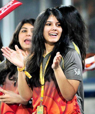 IPL 2022: સોશિયલ મીડિયા પર છવાઇ ગઇ કાવ્યા મારન