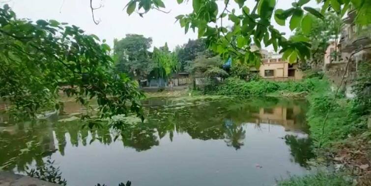 Kolkata Behala Middle Aged Man Found Dead in Local pond Family claims depression hits him as earing decreased last few years Unnatural Death : আর্থিক অনটনে ডিপ্রেশন থেকে আত্মহনন ? বেহালায় পুকুর থেকে উদ্ধার মধ্যবয়স্কের মৃতদেহ
