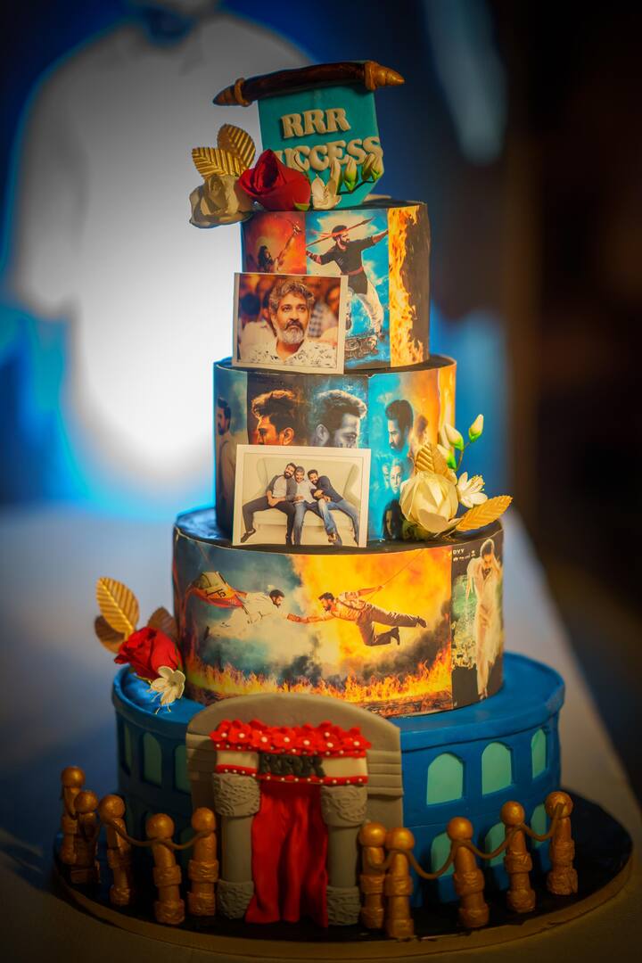 'ఆర్ఆర్ఆర్' సక్సెస్ పార్టీ కేక్