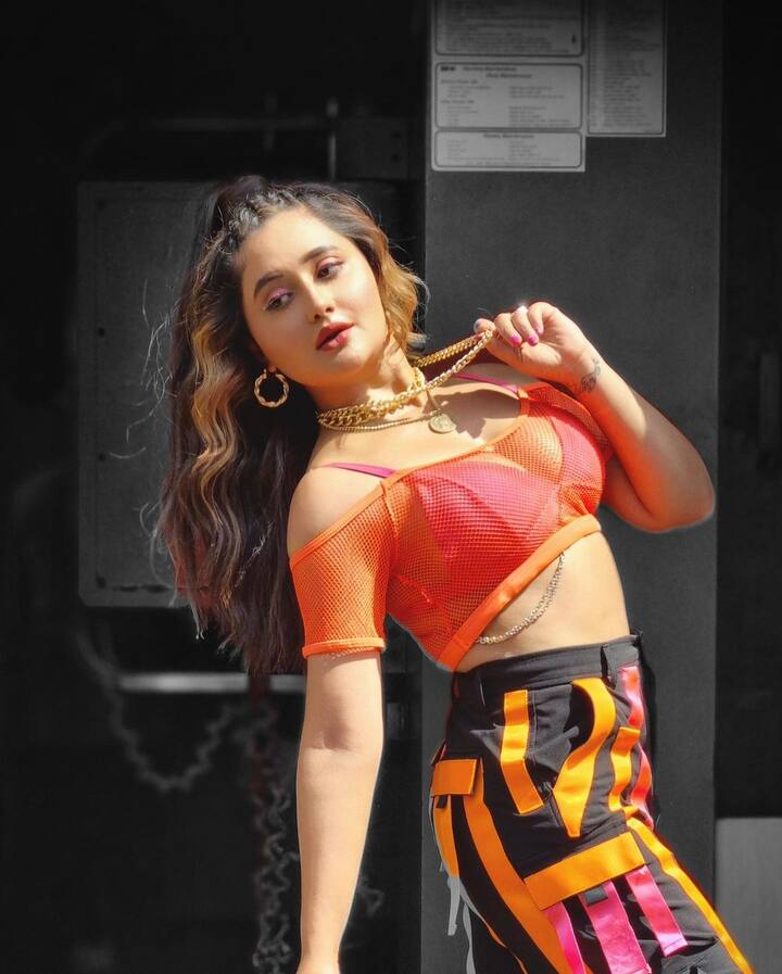 Rashami Desai is a social media sensation due to her postings. She recently shared some amazing images of herself wearing eye-catching attire.