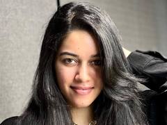 Mirnalini Ravi Photos: அழகில் அசத்தும் நடிகை மிருணாளினி கிளிக்ஸ்