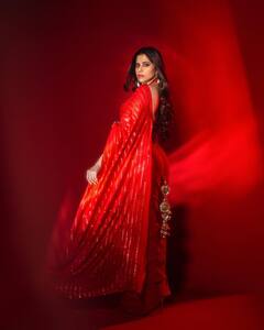 सई ताम्हणकरला सापडला तिचा ‘दौलतराव’; कोण आहे हा मिस्ट्री मॅन?