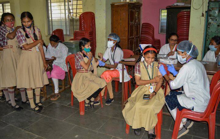 Covid Update: India Records 1,086 Infections In Last 24 Hrs, Cases In Maharashtra Double In A Day Covid Update: India Records 1,086 Infections In Last 24 Hrs, Cases In Maharashtra Double In A Day