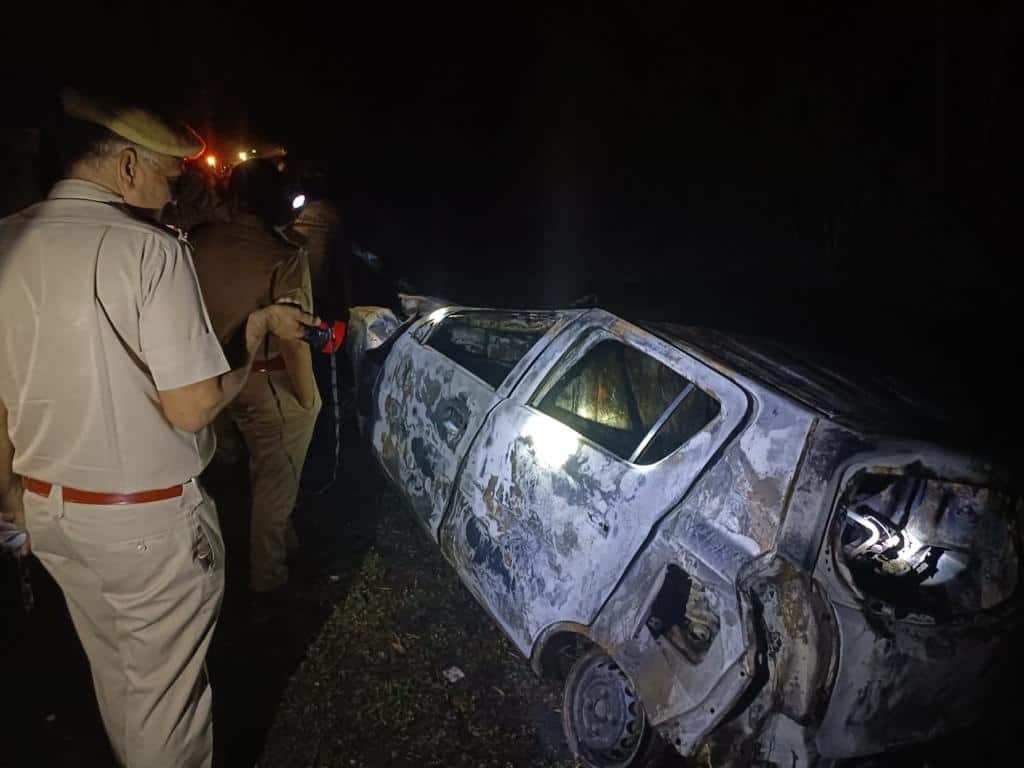 Jhalawar: झालावाड़ में दो कारों की टक्कर के बाद लगी आग में 4 लोगों की जिंदा जलकर मौत, तीन बाल-बाल बचे