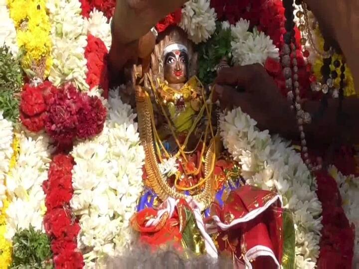 Thali kaanikai at Virudhachalam Pidari Amman festival in cuddalore அம்மனுக்கு தாலி காணிக்கை செலுத்தும் சடங்கு.. விருத்தாசலம் அருகே ஒரு விநோத திருவிழா..