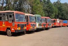 ST Strike : एसटी संपाचा तिढा अखेर हायकोर्टानं सोडवला, आजाद मैदानात कामगारांचा जल्लोष