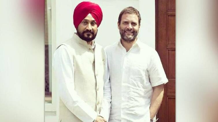 Charanjit Singh Channi today Meet on Rahul Gandhi for the first time since the crushing defeat in the Elections ਚੋਣਾਂ 'ਚ ਕਰਾਰੀ ਹਾਰ ਮਗਰੋਂ ਪਹਿਲੀ ਵਾਰ ਆਹਮੋ-ਸਾਹਮਣੇ ਹੋਏ ਚੰਨੀ ਤੇ ਰਾਹੁਲ ਗਾਂਧੀ,  ਬੋਲੇ ਲੋਕ ਬਦਲਾਅ ਚਾਹੁੰਦੇ ਸੀ, ਬਦਲਾਅ ਆ ਗਿਆ...