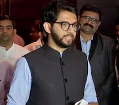 Aditya Thackeray at Silver Oak: आदित्य ठाकरे 'सिल्वर ओक'वर दाखल ABP Majha