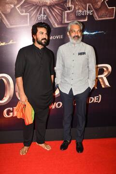 आरआरआर की सक्सेस के बाद क्यों नंगे पांव घूम रहे हैं राम चरण, सक्सेस पार्टी में भी पहुंचे ऐसे!