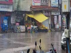 Bastar Weather Update: बस्तर में बदला मौसम का मिजाज, बारिश ने दी गर्मी से राहत तो ओलों ने फसलों को पहुंचाया नुकसान