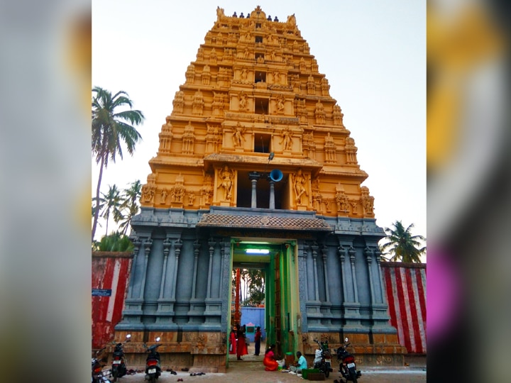 Poola Nandeeswarar Temple: உயரம் மாறி மாறி காட்சி தரும் சிவலிங்கம்; பூலா நந்தீஸ்வரர் கோயிலின் சிறப்புகள்