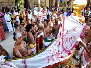 திருக்கடையூர் அபிராமி சமேத அமிர்தகடேஸ்வரர் கோயிலில் சித்திரைத் திருவிழா தொடக்கம்
