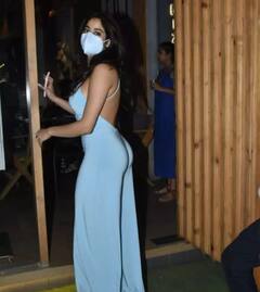 In Pics: ਦੇਰ ਰਾਤ ਕੁਝ ਇਸ ਅੰਦਾਜ਼ 'ਚ ਘਰੋਂ ਬਾਹਰ ਸੜਕਾਂ 'ਤੇ ਨਿਕਲੀ ਜਾਹਨਵੀ ਕਪੂਰ, ਵੇਖੋ ਸ਼ਾਨਦਾਰ ਤਸਵੀਰਾਂ