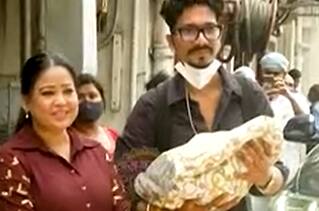 Mommy Bharti Singh takes newborn home, gets clicked with baby & Haarsh Limbachiyaa