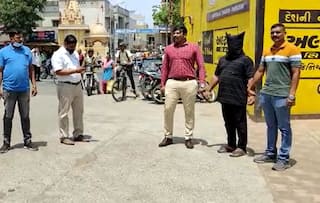 AHMEDABAD : ઓઢવમાં એક સાથે ચાર મર્ડરની ઘટનાનું રિકંસ્ટ્રક્શન, જાણો આરોપીએ કેવી  રીતે એક બાદ એક ચાર વ્યક્તિને મોતને ઘાટ ઉતાર્યા