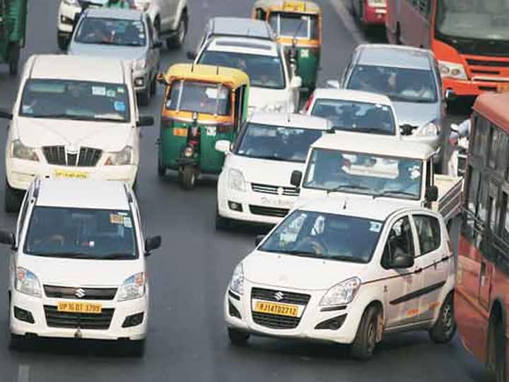 Delhi Transport Department Increased the fitness fine of commercial vehicles Delhi News: दिल्ली में कॉमर्शियल वाहनों पर फिटनेस जुर्माना बढ़ा, लेट होने पर देने होंगे इतने रुपये
