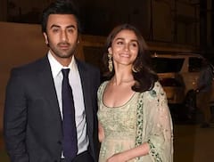 रणबीर कपूर और आलिया भट्ट 17 अप्रैल को ही क्यों कर रहे हैं शादी? वजह है बेहद खास!