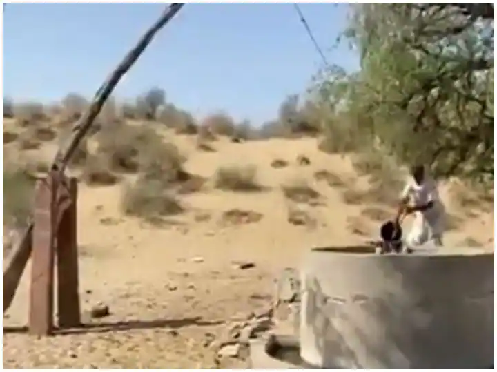 ਖੇਤੀ 'ਚ ਪਾਣੀ ਦੀ ਸਮੱਸਿਆ ਨੂੰ ਦੂਰ ਕਰਨ ਲਈ ਕਿਸਾਨ ਨੇ ਲਾਇਆ ਅਨੋਖਾ ਜੁਗਾੜ, ਵੀਡੀਓ ਦੇਖ ਚਕਰਾ ਜਾਵੇਗਾ ਦਿਮਾਗ