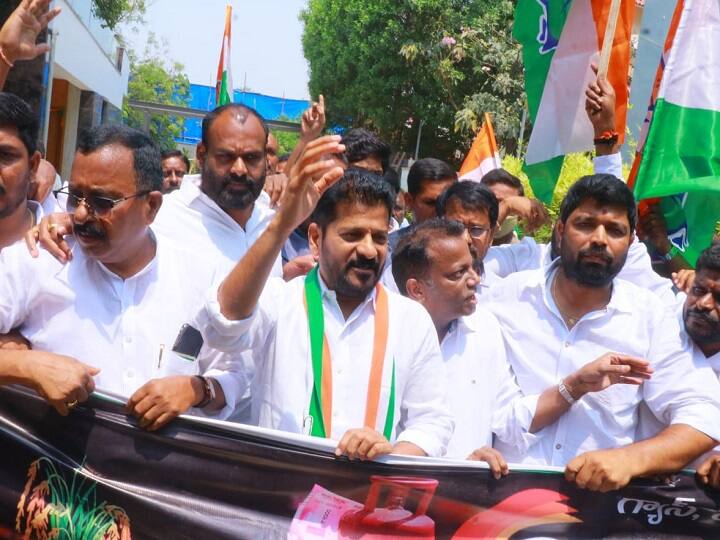 Telangana Congress Leaders Placed Under House Arrest Telangana Congress Leaders Placed Under House Arrest