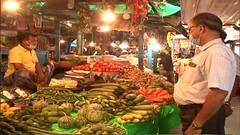 EB: মূল্যবৃদ্ধি নিয়ন্ত্রণে কলকাতার বিভিন্ন বাজারে অভিযান এনফোর্সমেন্ট ব্রাঞ্চের আধিকারিকদের। Bangla News