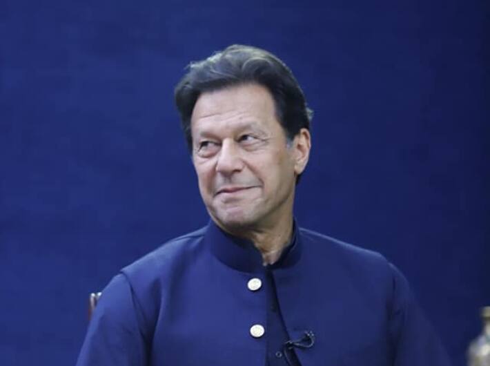 No Confidence Motion Pakistan: Imran Khan to Resign as PM अविश्वास प्रस्ताव पर वोटिंग से पहले इस्तीफा देंगे इमरान खान? मिले ये संकेत