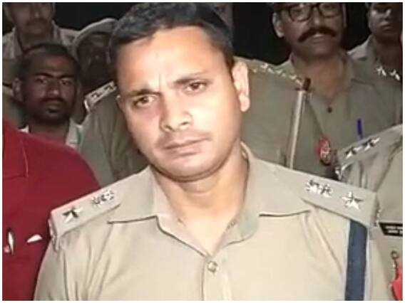 Farrukhabad: दिनदहाड़े 3 साल के मासूम का अपहरण, पुलिस ने 24 घंटों में ऐसे किया आरोपी का पर्दाफाश Farrukhabad: दिनदहाड़े 3 साल के मासूम का अपहरण, पुलिस ने 24 घंटों में ऐसे किया आरोपी का पर्दाफाश