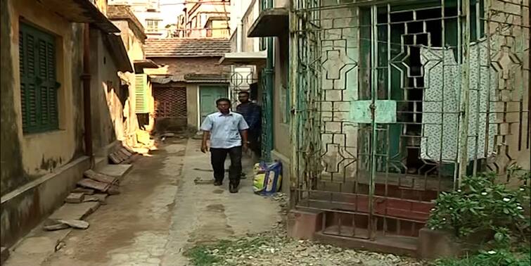Kolkata: Dead body of a student recovered from home, cops started probe Kolkata News: রিজেন্ট পার্কে বন্ধ ঘর থেকে উদ্ধার পড়ুয়ার ঝুলন্ত দেহ, মানসিক অবসাদে আত্মঘাতী, অনুমান পুলিশের