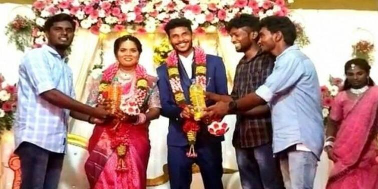 Viral News Tamil Nadu newly married couple get petrol diesel as gift from friends Viral News: গড়গড়িয়ে চলুক দাম্পত্যের চাকা, নবদম্পতিকে মহার্ঘ উপহার বন্ধুদের