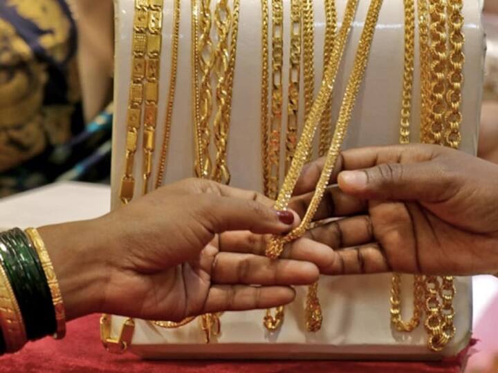 Gold Silver Rate 11th April: know about gold and silver today price Gold Silver Rate: जानें आज सोना और चांदी महंगे हुए या सस्ते ? चेक करें लेटेस्ट रेट्स