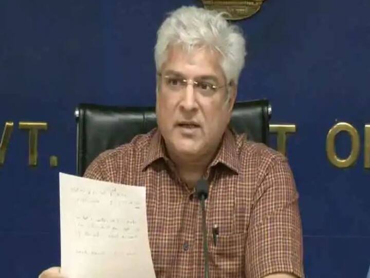 दिल्ली के परिवहन मंत्री कैलाश गहलोत ने घोषणा की है कि पहले 10 हजार ई-साइकिल की बिक्री पर प्रति ई-साइकिल 5500 रुपये की सब्सिडी देगी और इनमें से पहले खरीदी गई एक हजार ई-साइकिल पर दो-दो हजार रुपये अतिरिक्त प्रोत्साहन राशि देगी.