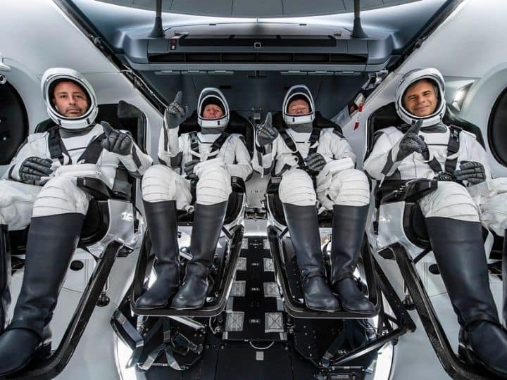 Ax 1 Former NASA Astronaut and 3 Philanthropists To Make History Today With First All-Private Mission To ISS Ax-1: A Former NASA Astronaut & 3 Philanthropists To Make History Today With First All-Private Mission To ISS