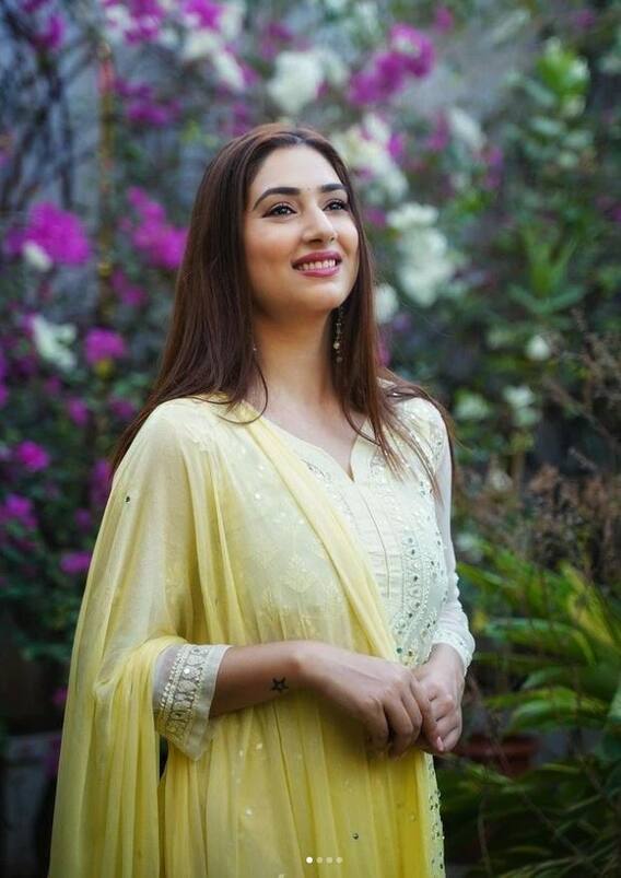 पारंपरिक पेहरावात खुललं दिशाचं सौंदर्य
