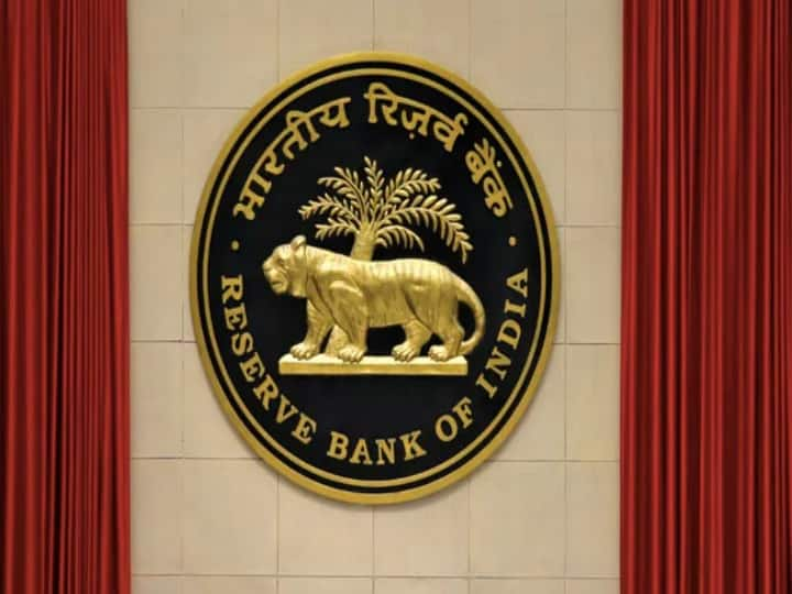 RBI Keeps Key Interest Rates Unchanged For 11th Time In A Row RBI : 11-வது முறையாக வட்டி விகிதங்களில் மாற்றமில்லை : ரிசர்வ் வங்கி ஆளுநர் அறிவிப்பு.. முழு விவரம்..