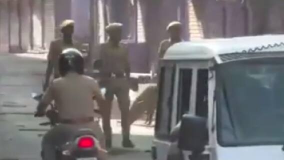 KARAULI CASE पर सवालों से क्यों भागे AIMIM प्रवक्ता WARIS PATHAN