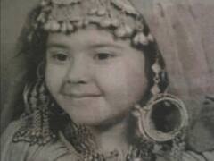 ब्लैक एंड व्हाइट फोटो में नजर आ रही ये गोलू-मोलू सी बच्ची आज बन गई है टीवी की क्वीन, पहचाना क्या आपने?