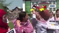 Price Rise in India: Congress members take to streets to protest against inflation | ABP News